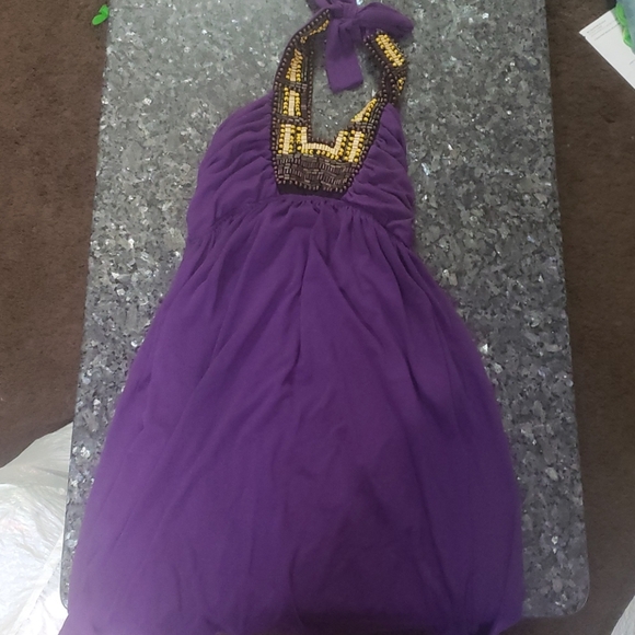 Dress - Picture 2 of 3